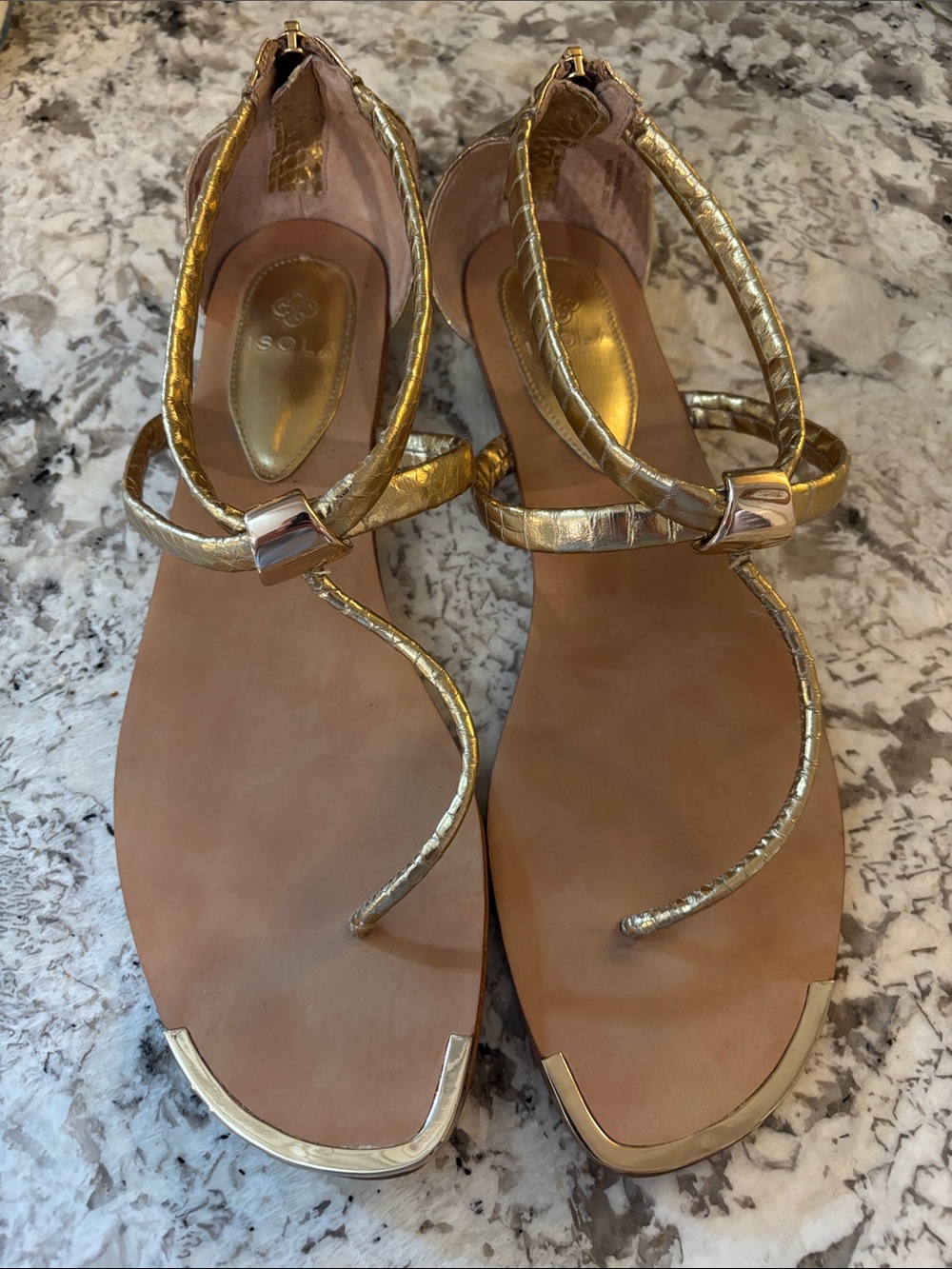 Isola Metallic Gold Toe-Loop Sandals